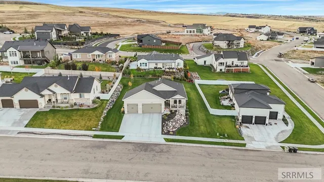 $699,000 | 6482 East Crown Crescent, Ammon, ID 83406