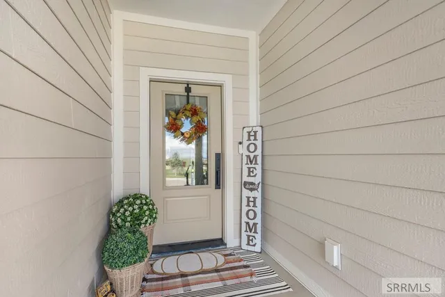 $699,000 | 6482 East Crown Crescent, Ammon, ID 83406