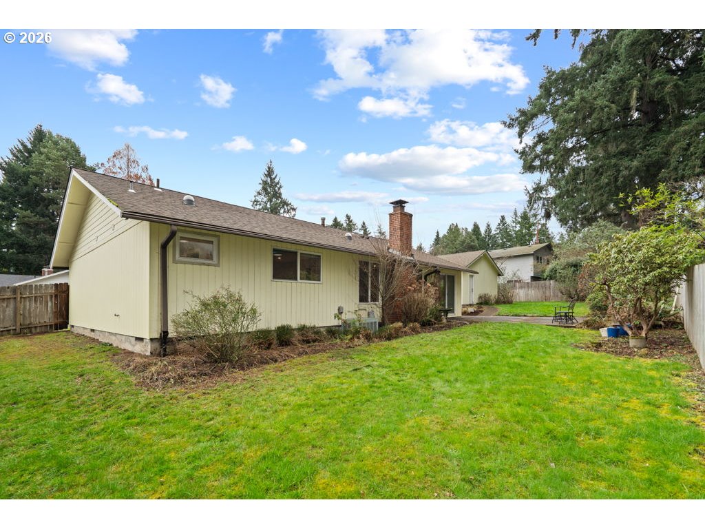12170 Southwest Spring Court Portland, OR 97225 - Photo 29 of 37 Gallery Image 29