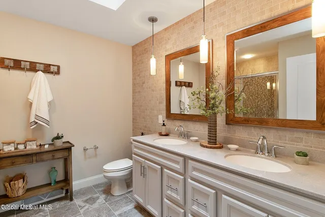 $652,000 | Lot 17 Windrow Way, Clifton Park, NY 12065