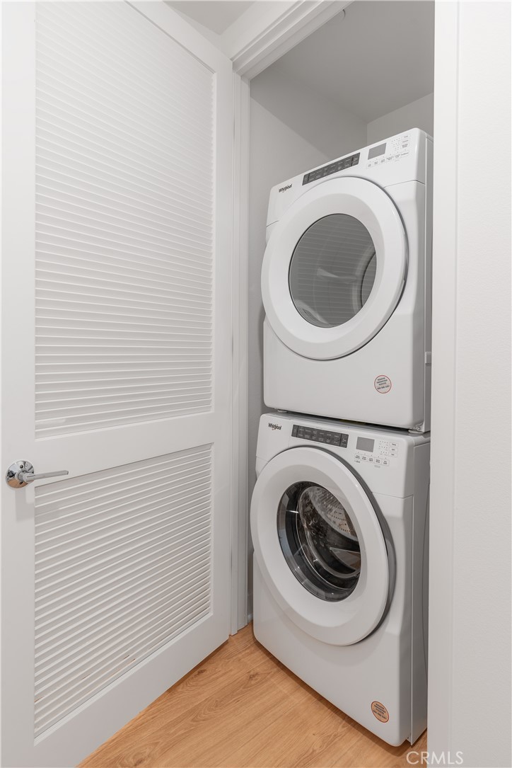 1601 Rivington Irvine, CA 92612 - Photo 23 of 29 a utility room with dryer and washer
