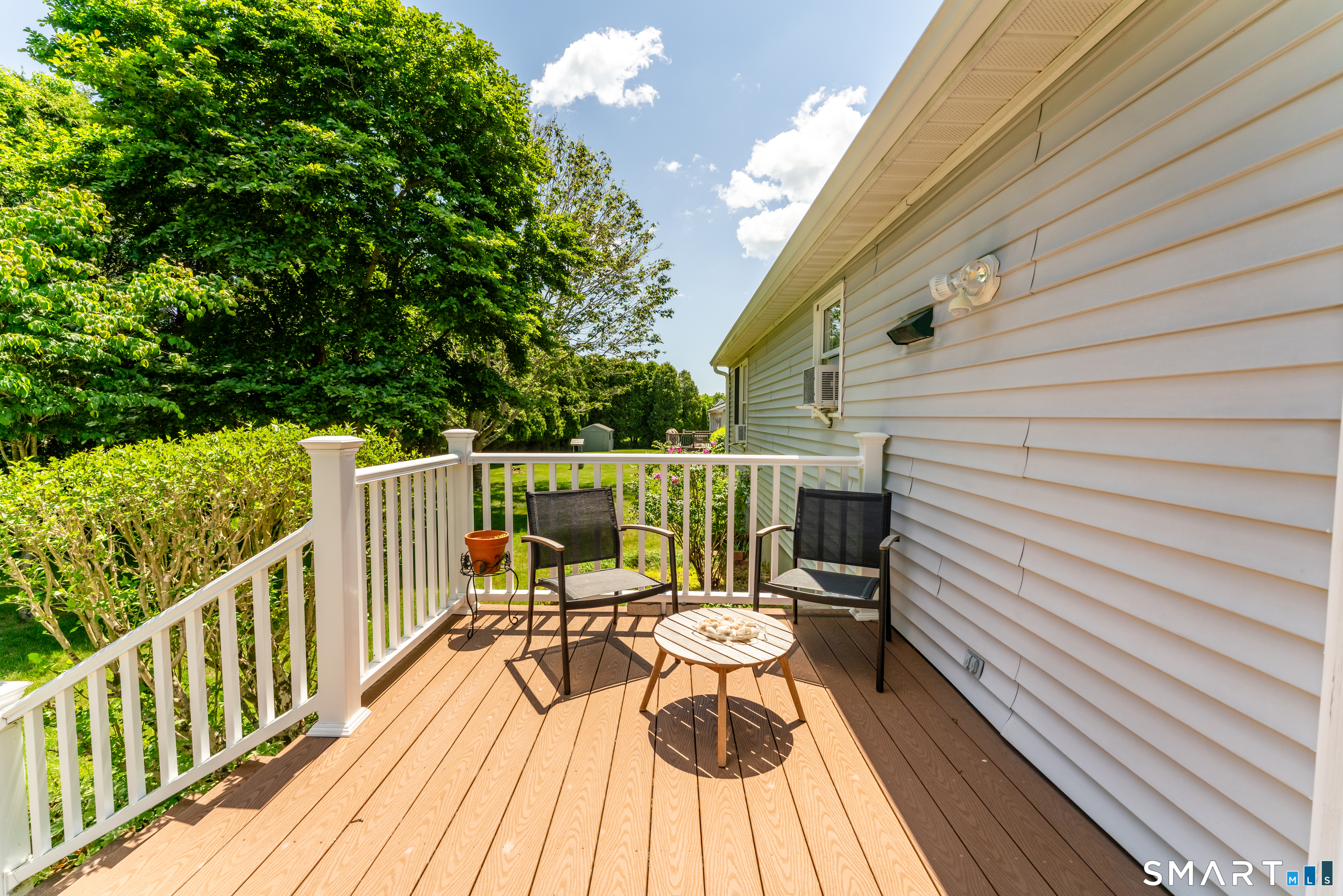 476 Noank Ledyard Road Groton, CT 06355 - Photo 8 of 37