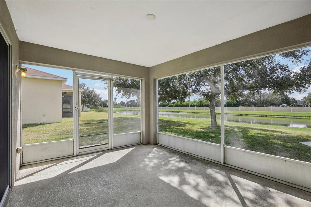 106 Star Shell Drive Apollo Beach, FL 33572 - Photo 29 of 33 a view of outdoor space with yard
