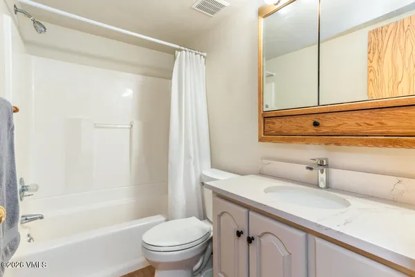 $1,295,000 | 1000 Homestead Drive, Unit 13, Edwards, CO 81632