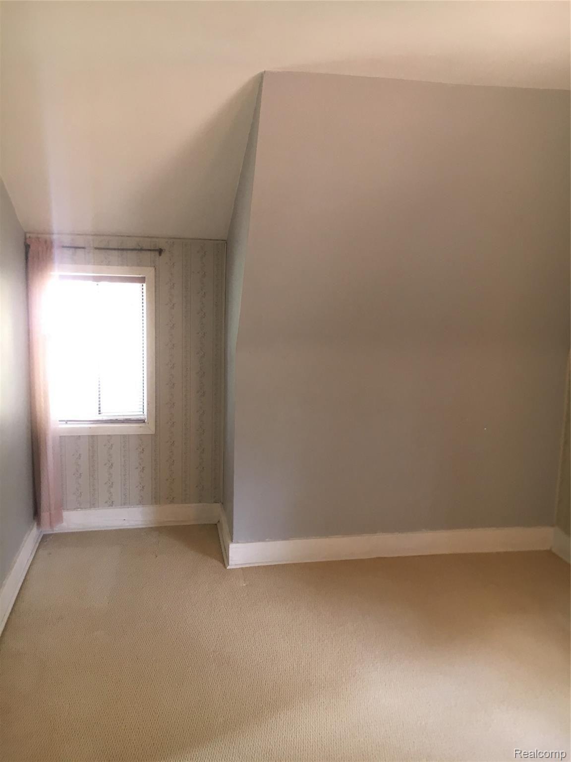 3699 Dearborn Avenue Rochester, MI 48309 - Photo 13 of 25 IMG_7168.JPG