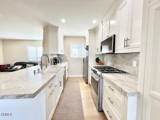 3725 Sunset Lane Oxnard, CA 93035 - Photo 7 of 22 IMG_9624