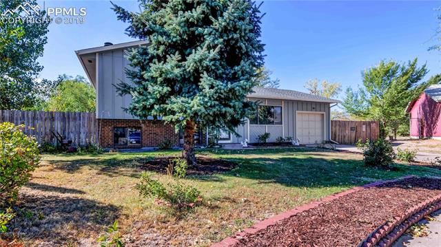2040 South Chelton Road Colorado Springs, CO 80916 - Photo 3 of 27 Gallery Image 3