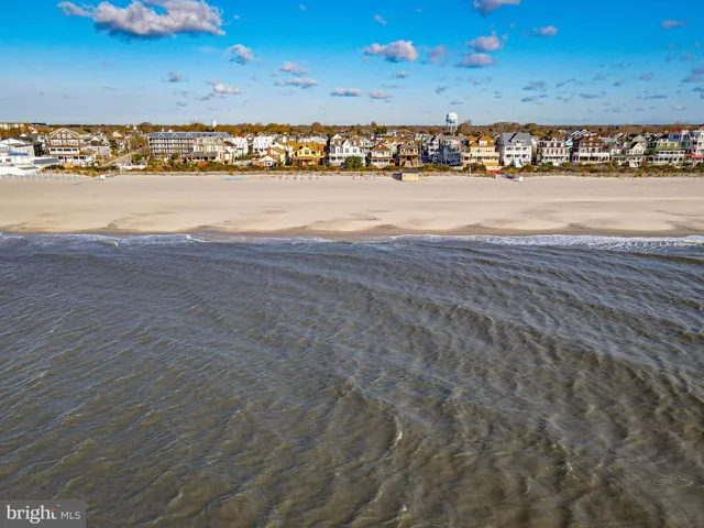$650,000 | 819 Beach Avenue, Unit 3B, Cape May, NJ 08204