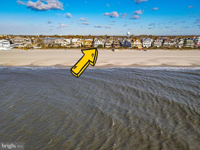 $650,000 | 819 Beach Avenue, Unit 3B, Cape May, NJ 08204