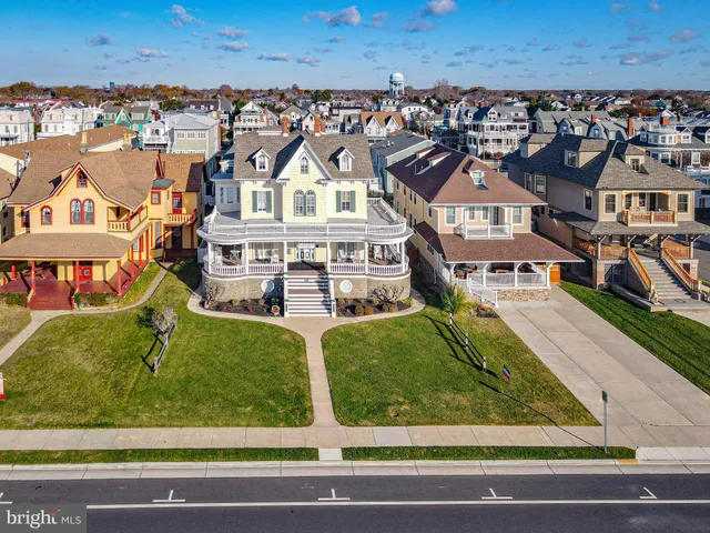 $650,000 | 819 Beach Avenue, Unit 3B, Cape May, NJ 08204