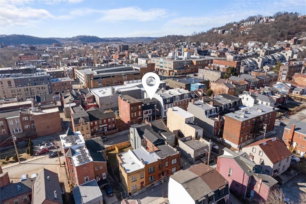 1213 Boyle Street Pittsburgh, PA 15212 - Photo 26 of 31 an aerial view of a city