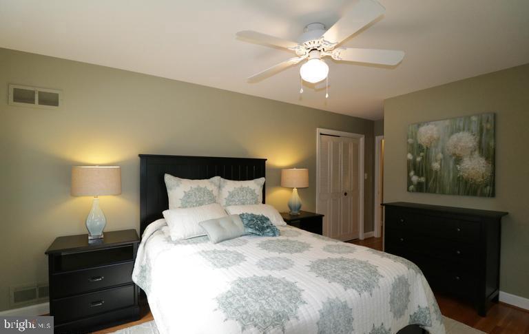 9204 Cedar Way Bethesda, MD 20814 - Photo 16 of 30