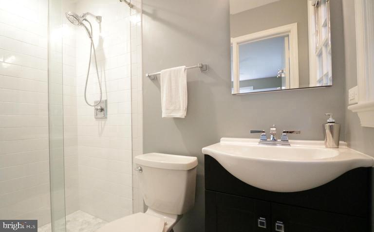 9204 Cedar Way Bethesda, MD 20814 - Photo 18 of 30