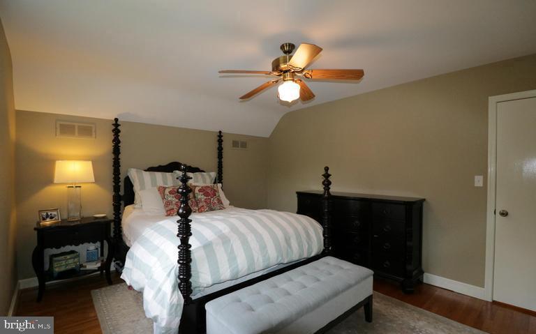 9204 Cedar Way Bethesda, MD 20814 - Photo 24 of 30