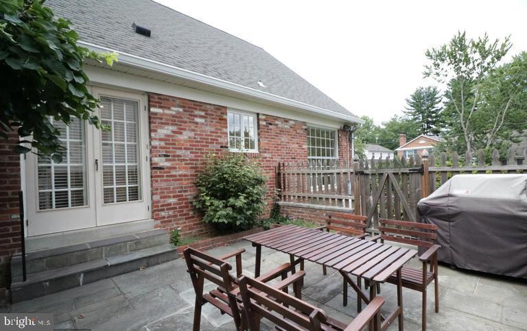 9204 Cedar Way Bethesda, MD 20814 - Photo 28 of 30