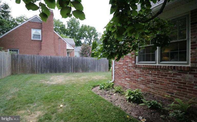 9204 Cedar Way Bethesda, MD 20814 - Photo 29 of 30