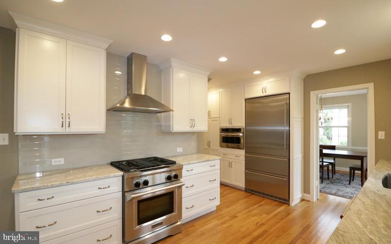 9204 Cedar Way Bethesda, MD 20814 - Photo 8 of 30