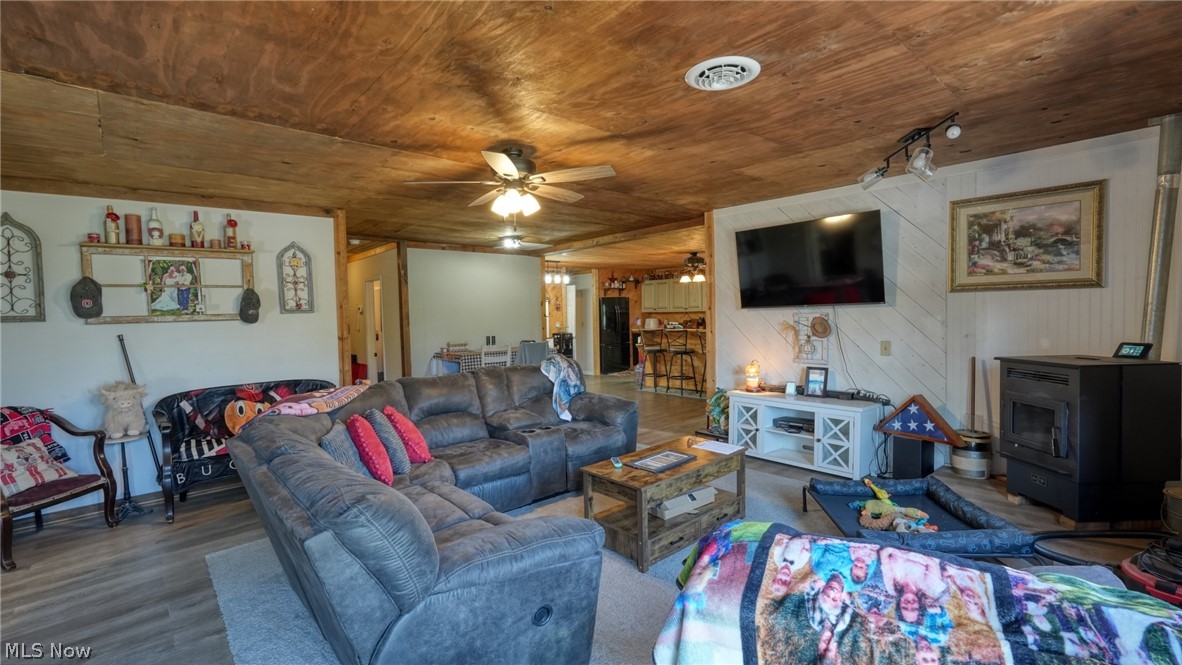 70535 Hopewell Road Cambridge, OH 43725 - Photo 9 of 50