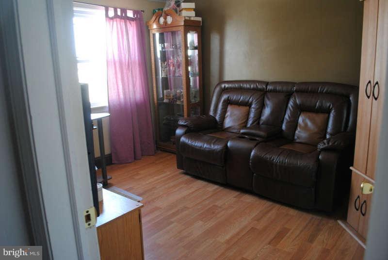 8174 Kavanagh Road Baltimore, MD 21222 - Photo 11 of 19 a living room with furniture