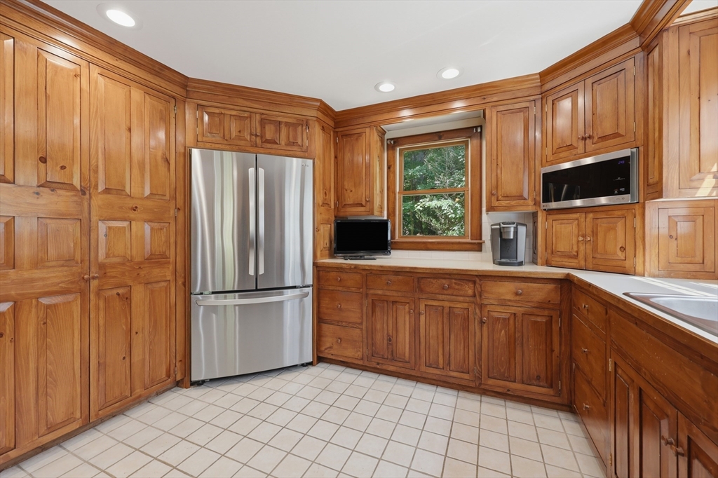 148 Main Street Townsend, MA 01469 - Photo 10 of 42