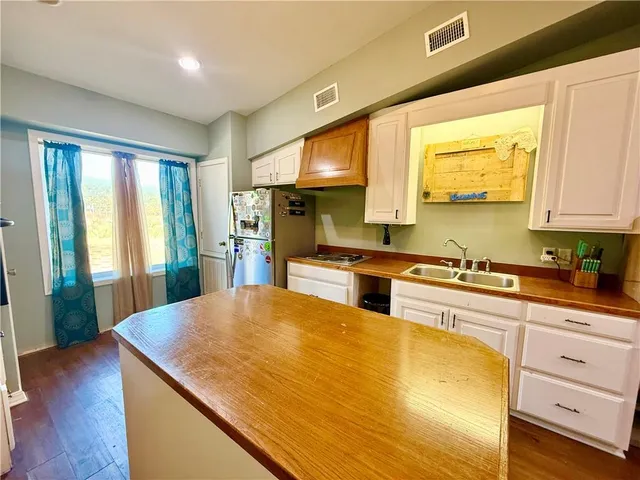 $220,000 | 8543 Highway 127, Jena, LA 71342