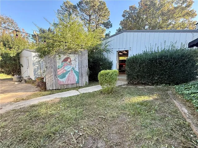 $220,000 | 8543 Highway 127, Jena, LA 71342