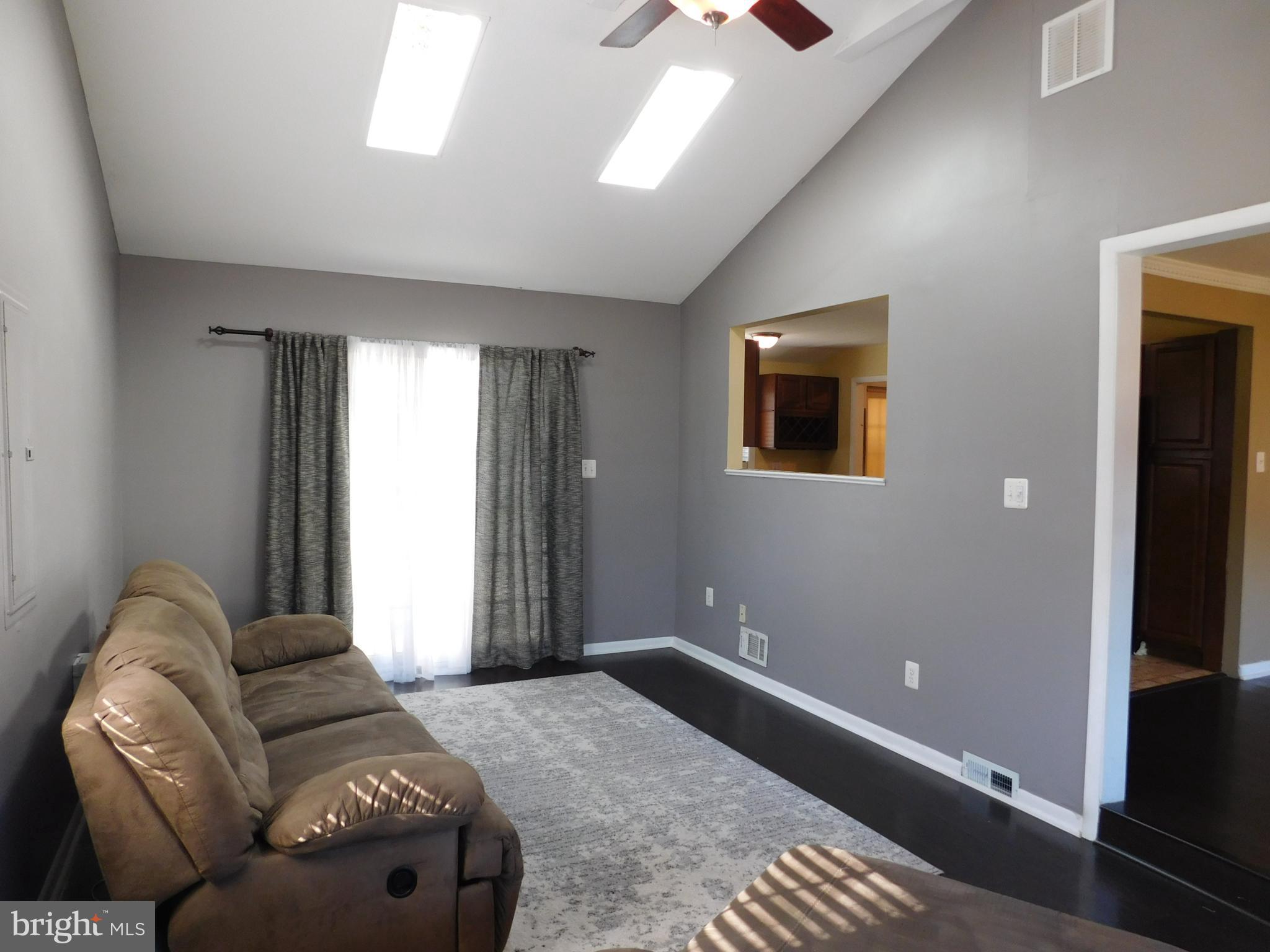 39 Briarcliff Road Marlton, NJ 08053 - Photo 12 of 29 family room