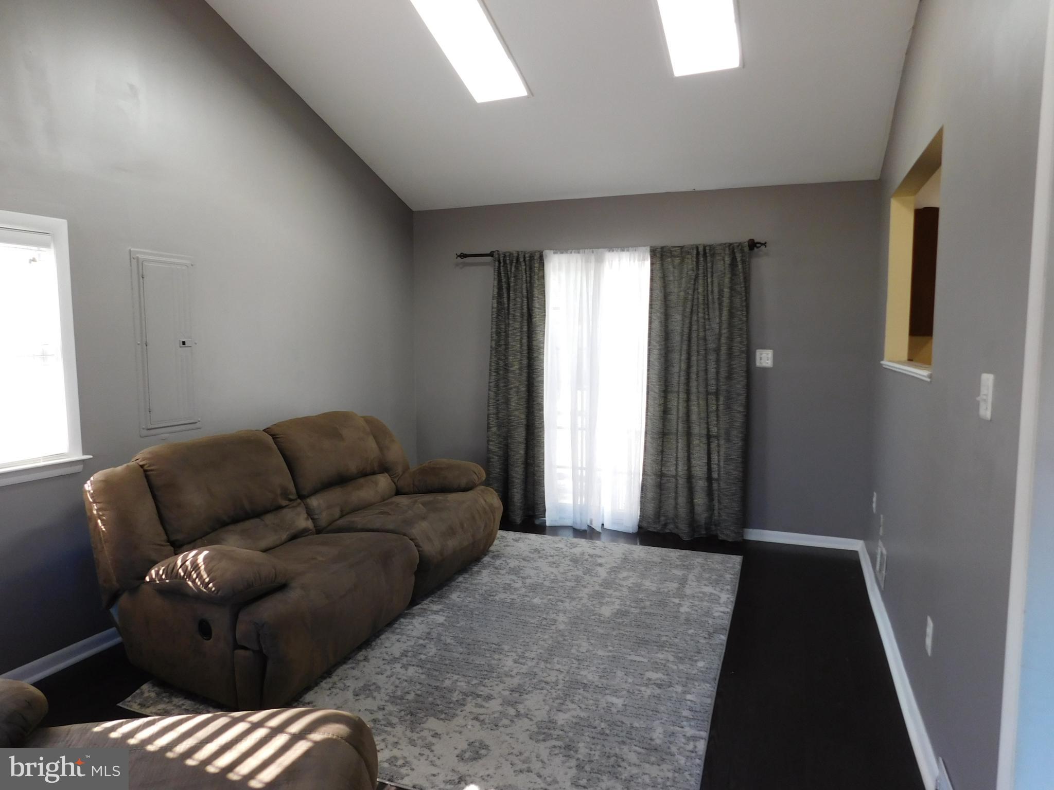 39 Briarcliff Road Marlton, NJ 08053 - Photo 8 of 29 family room
