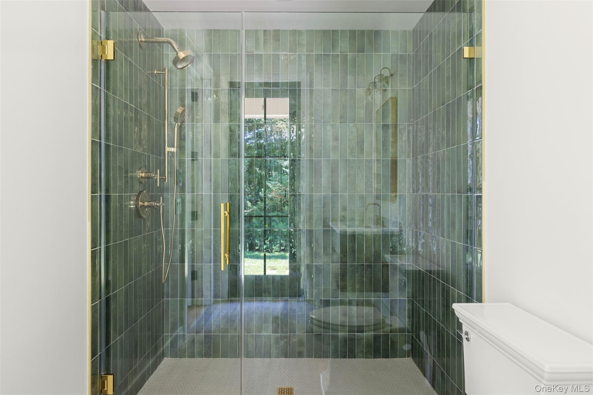 1775 Point Pleasant Road Mattituck, NY 11952 - Photo 24 of 49
