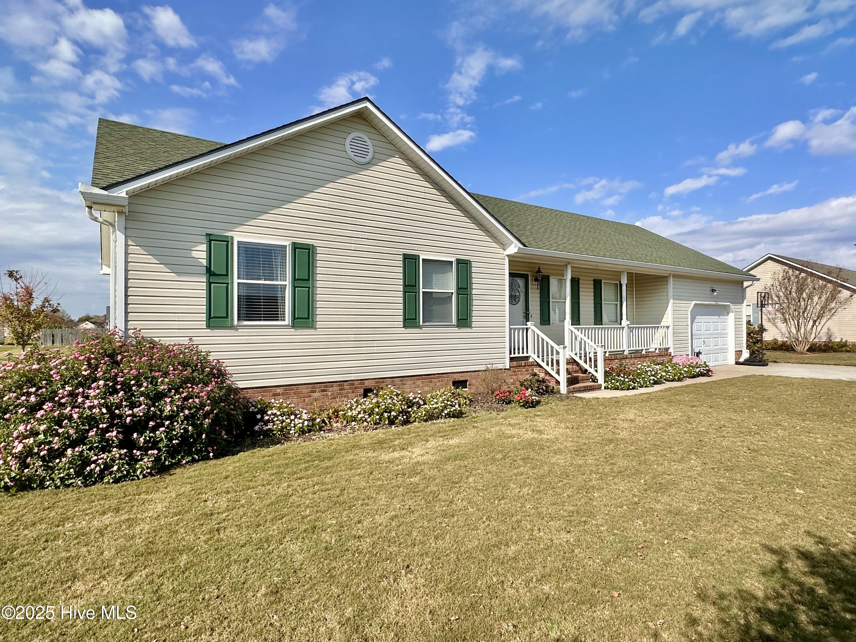 207 Rhonda Road Elizabeth City, NC 27909 - Photo 2 of 43 IMG_5392