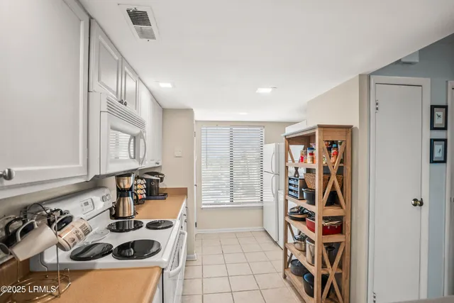 $375,000 | 4 Harbor Drive North, Unit K207, Harbor Island, SC 29920