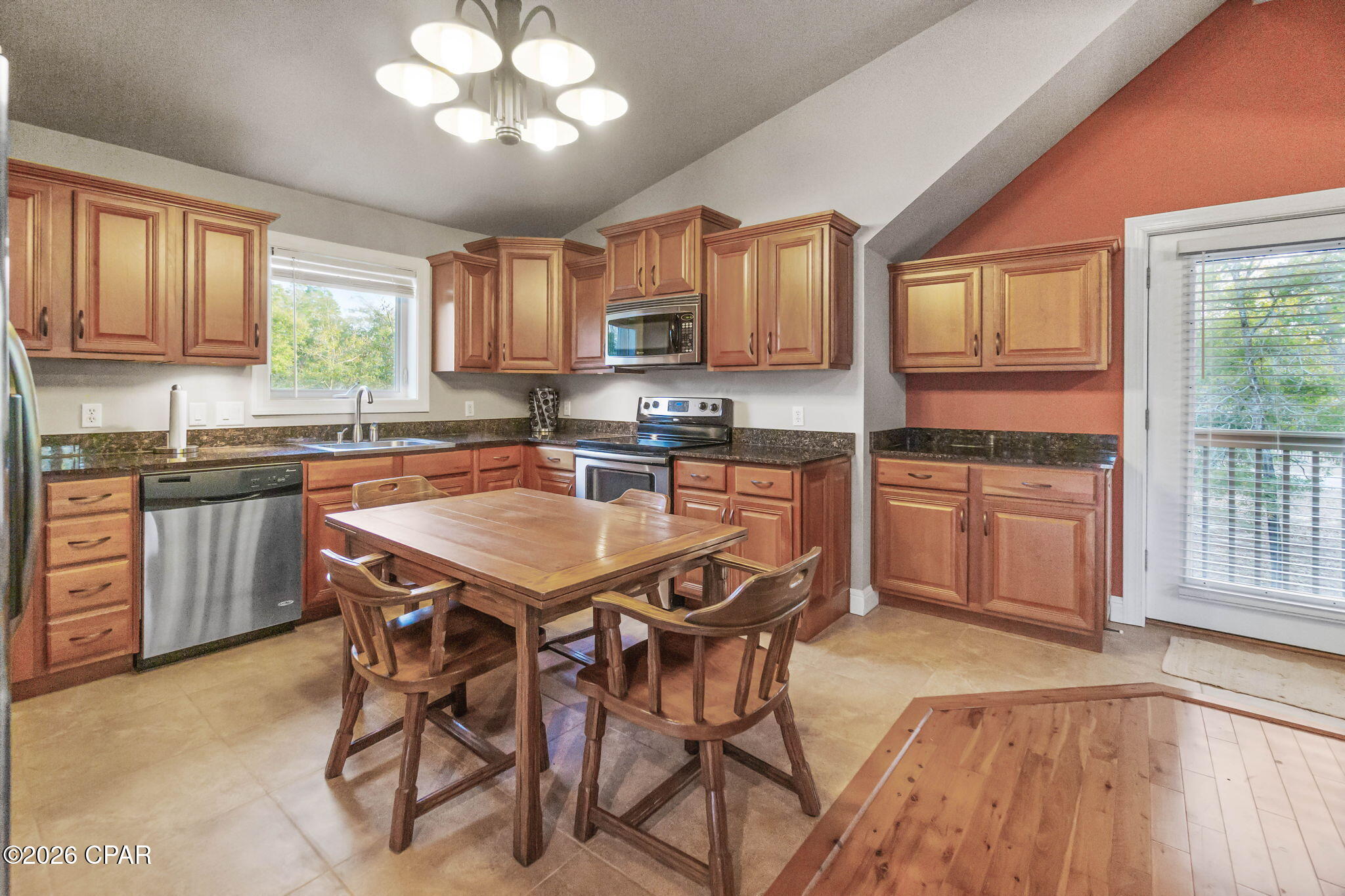 5095 Pine Ridge Drive Chipley, FL 32428 - Photo 10 of 47