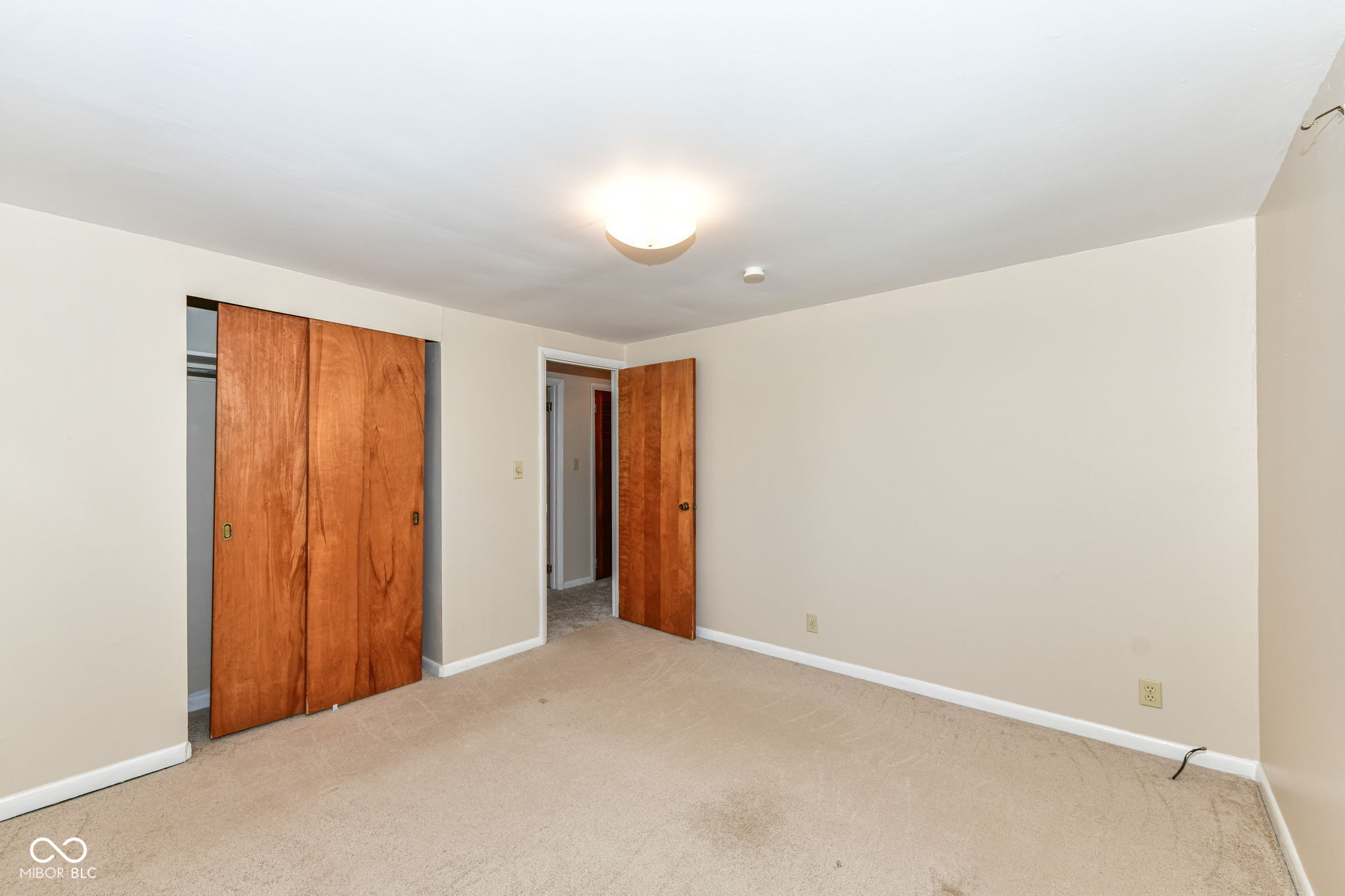 8047 Dix Road Indianapolis, IN 46259 - Photo 15 of 25