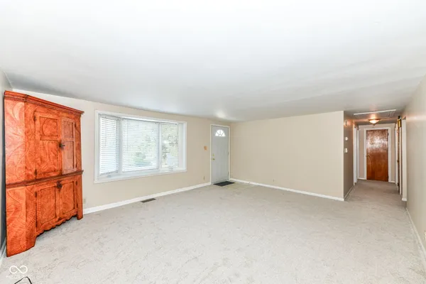 $1,200 | 8047 Dix Road, Indianapolis, IN 46259