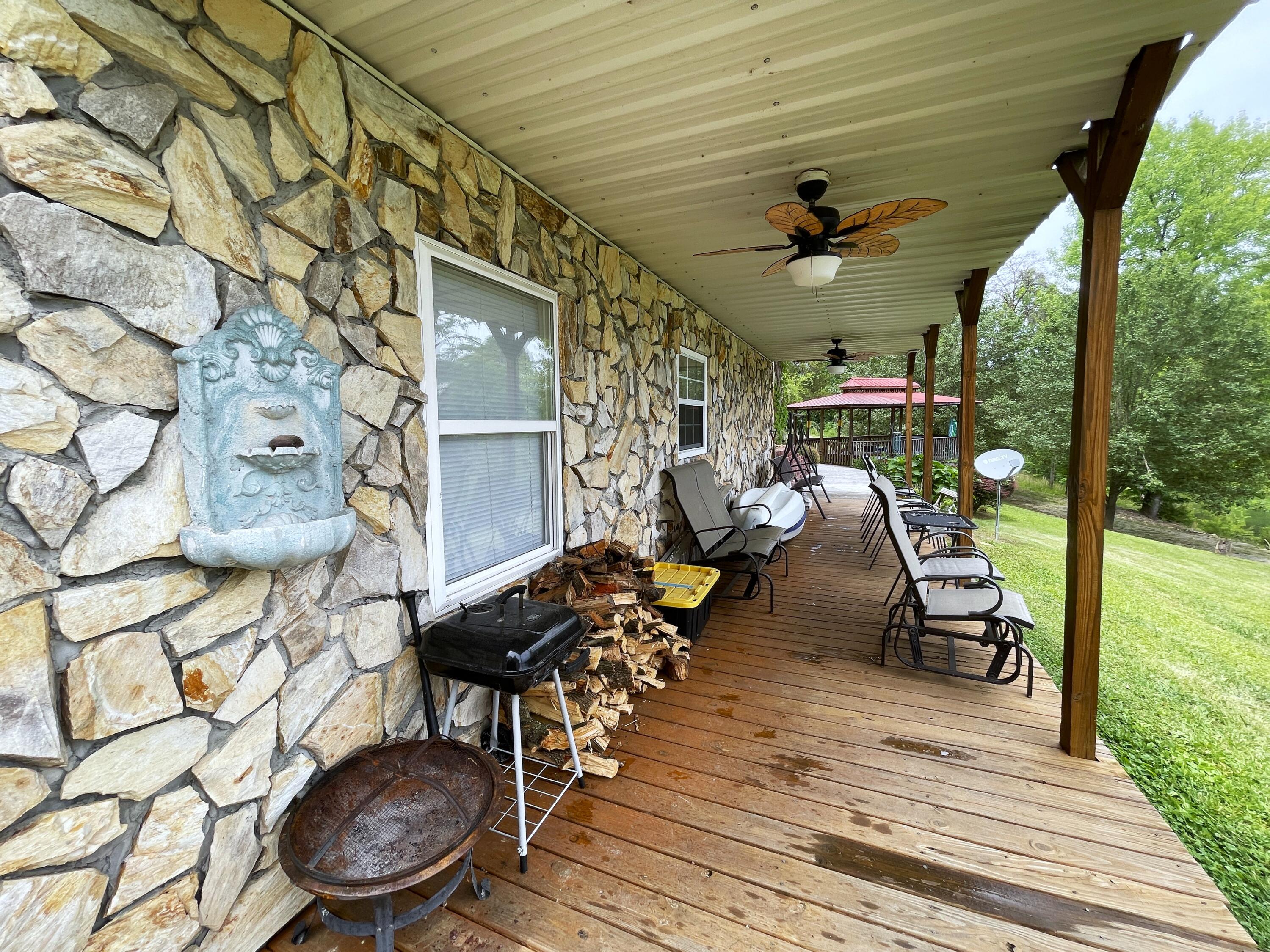 1819 Parrotts Chapel Road Sevierville, TN 37876 - Photo 32 of 62 28