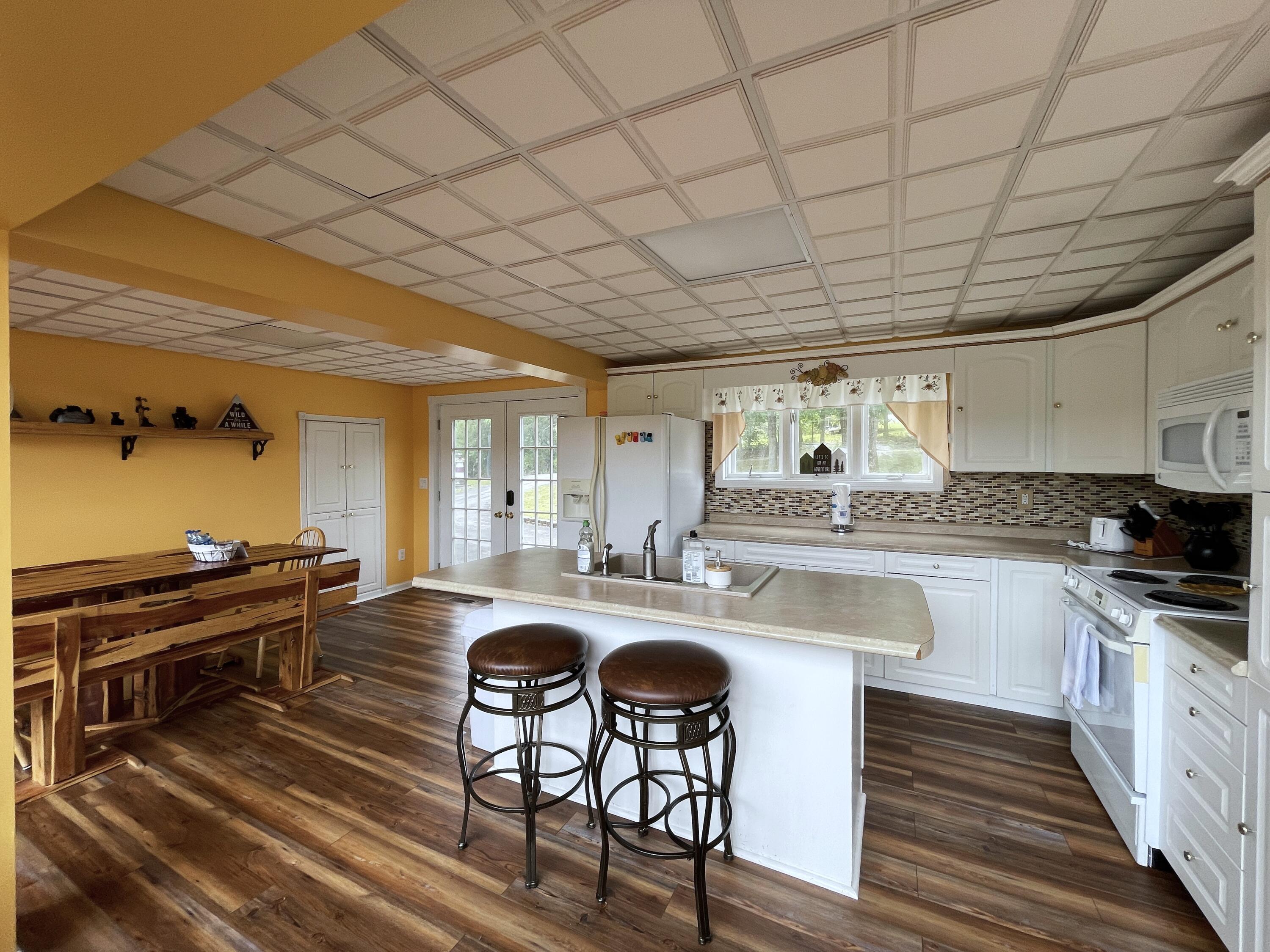 1819 Parrotts Chapel Road Sevierville, TN 37876 - Photo 6 of 62 5