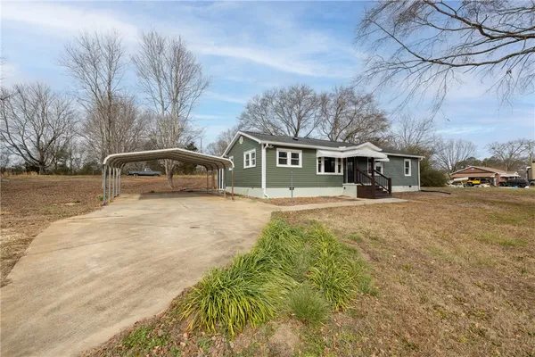 $349,000 | 939 State Rd S-37-54, Seneca, SC 29678