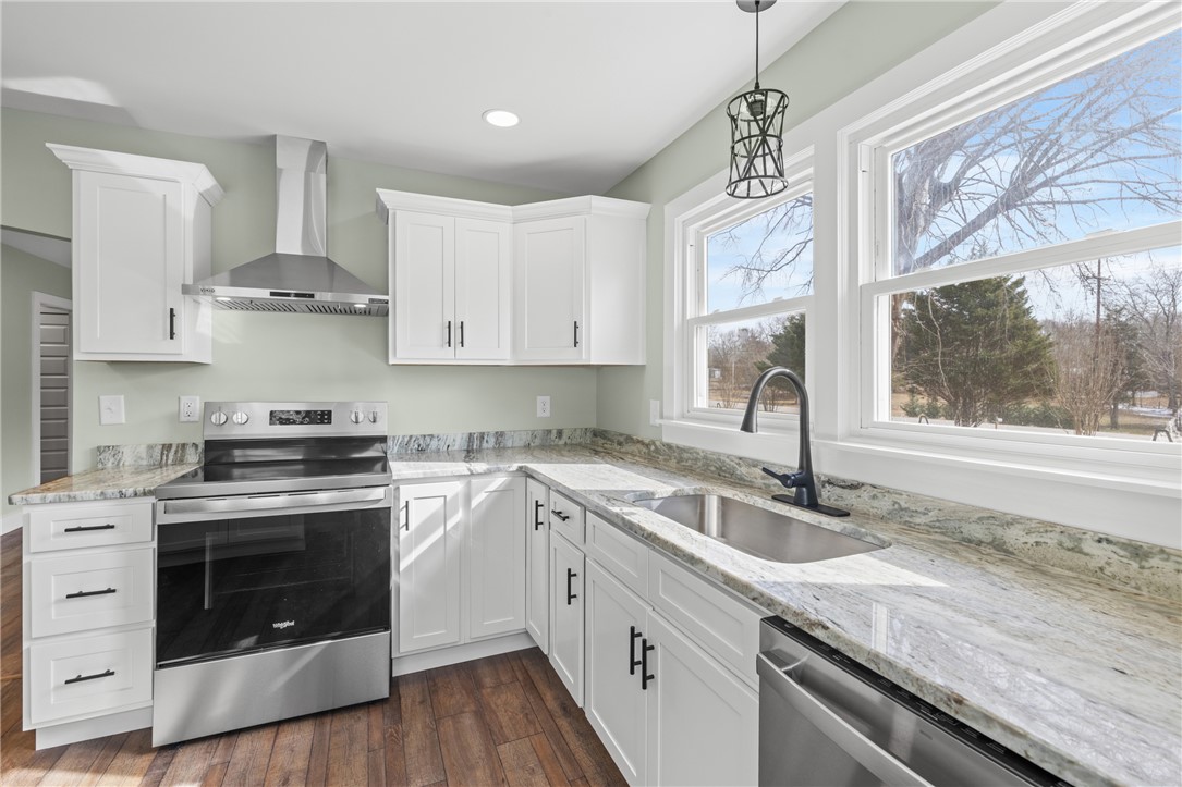 939 State Rd S-37-54 Seneca, SC 29678 - Photo 13 of 47