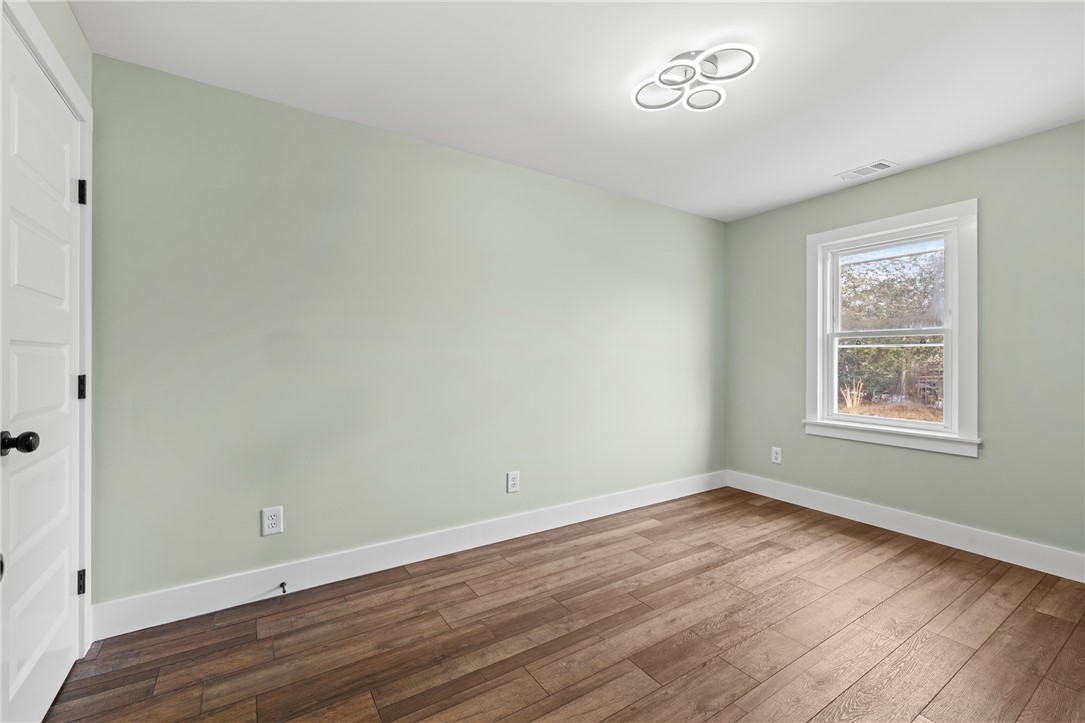 939 State Rd S-37-54 Seneca, SC 29678 - Photo 25 of 47