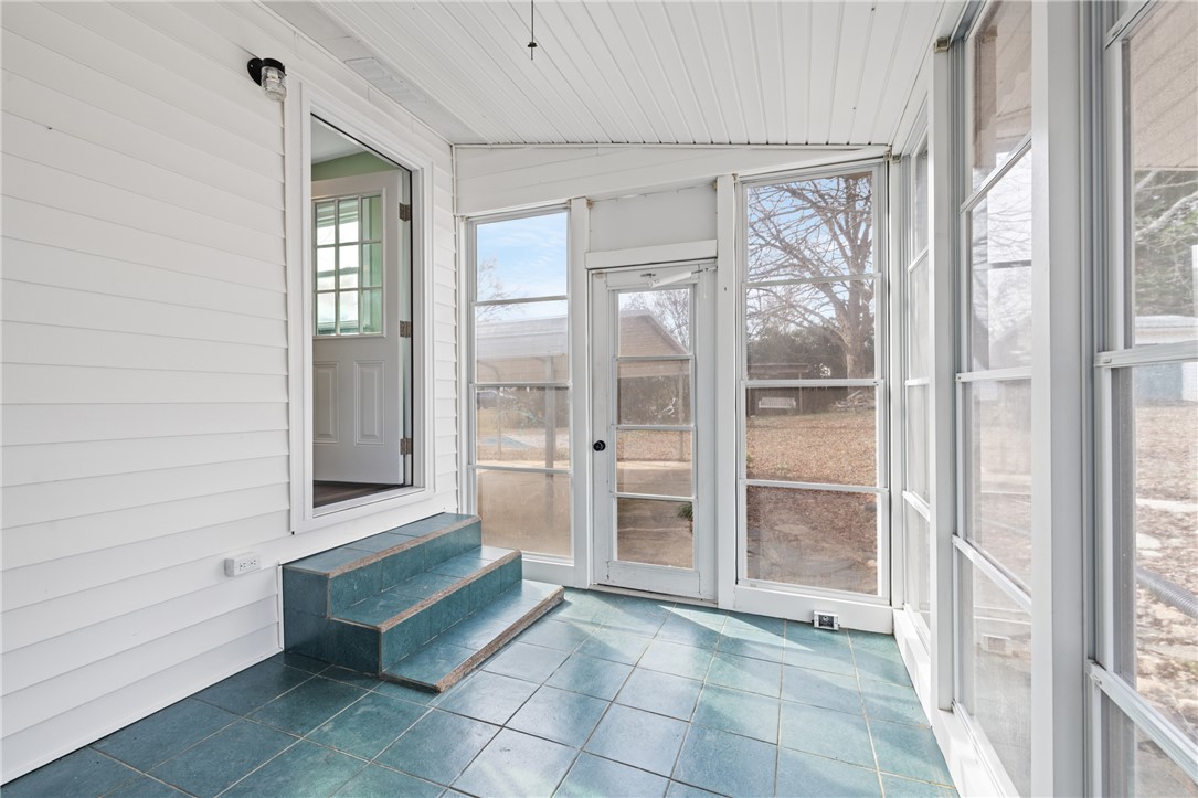 939 State Rd S-37-54 Seneca, SC 29678 - Photo 27 of 47