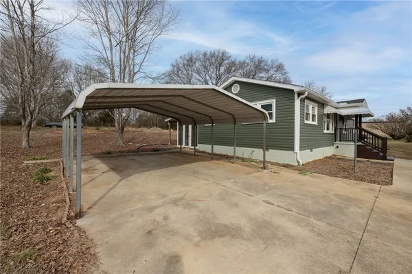 $349,000 | 939 State Rd S-37-54, Seneca, SC 29678
