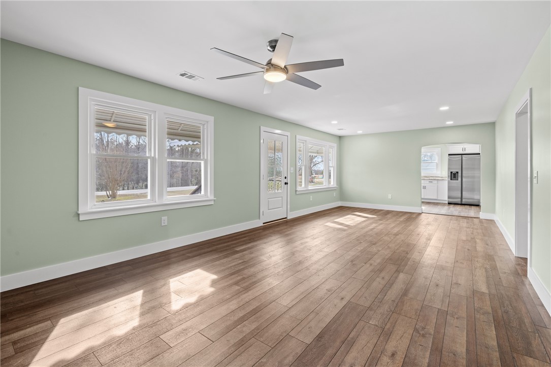 939 State Rd S-37-54 Seneca, SC 29678 - Photo 9 of 47