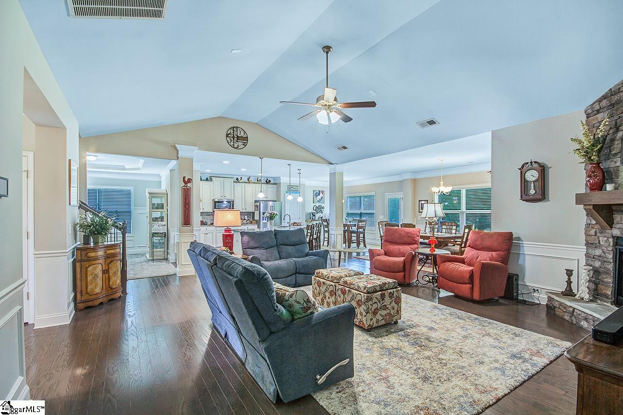 15 Cool Meadow Way Fountain Inn, SC 29644 - Photo 3 of 33 Gallery Image 3