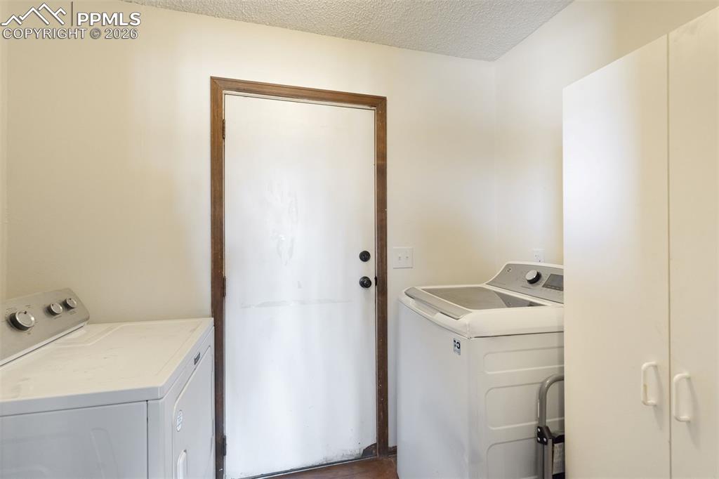 11045 Peaceful Valley Road Colorado Springs, CO 80925 - Photo 26 of 50