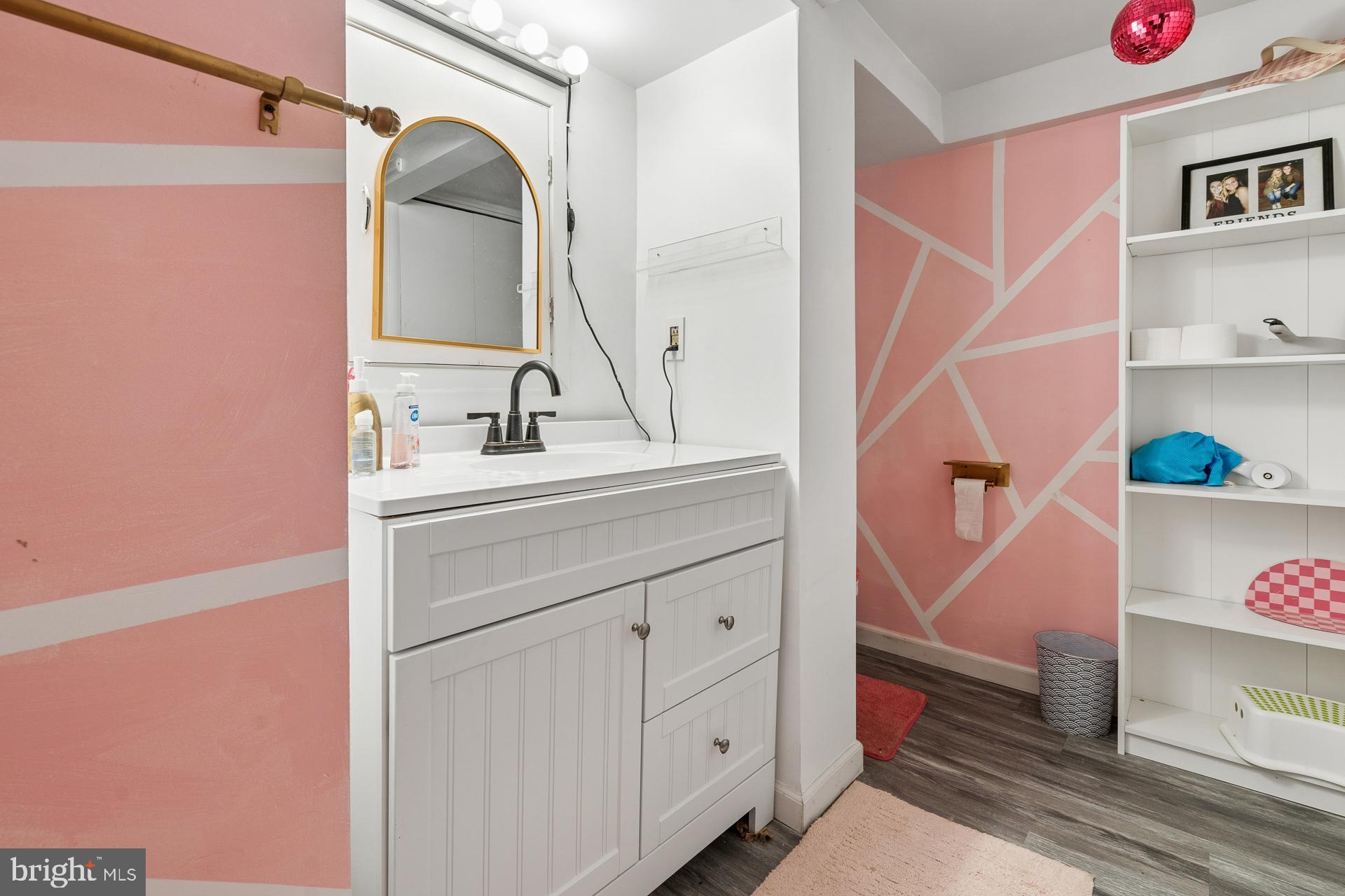 4308 Kensington Road Baltimore, MD 21229 - Photo 21 of 32 lower level full bath