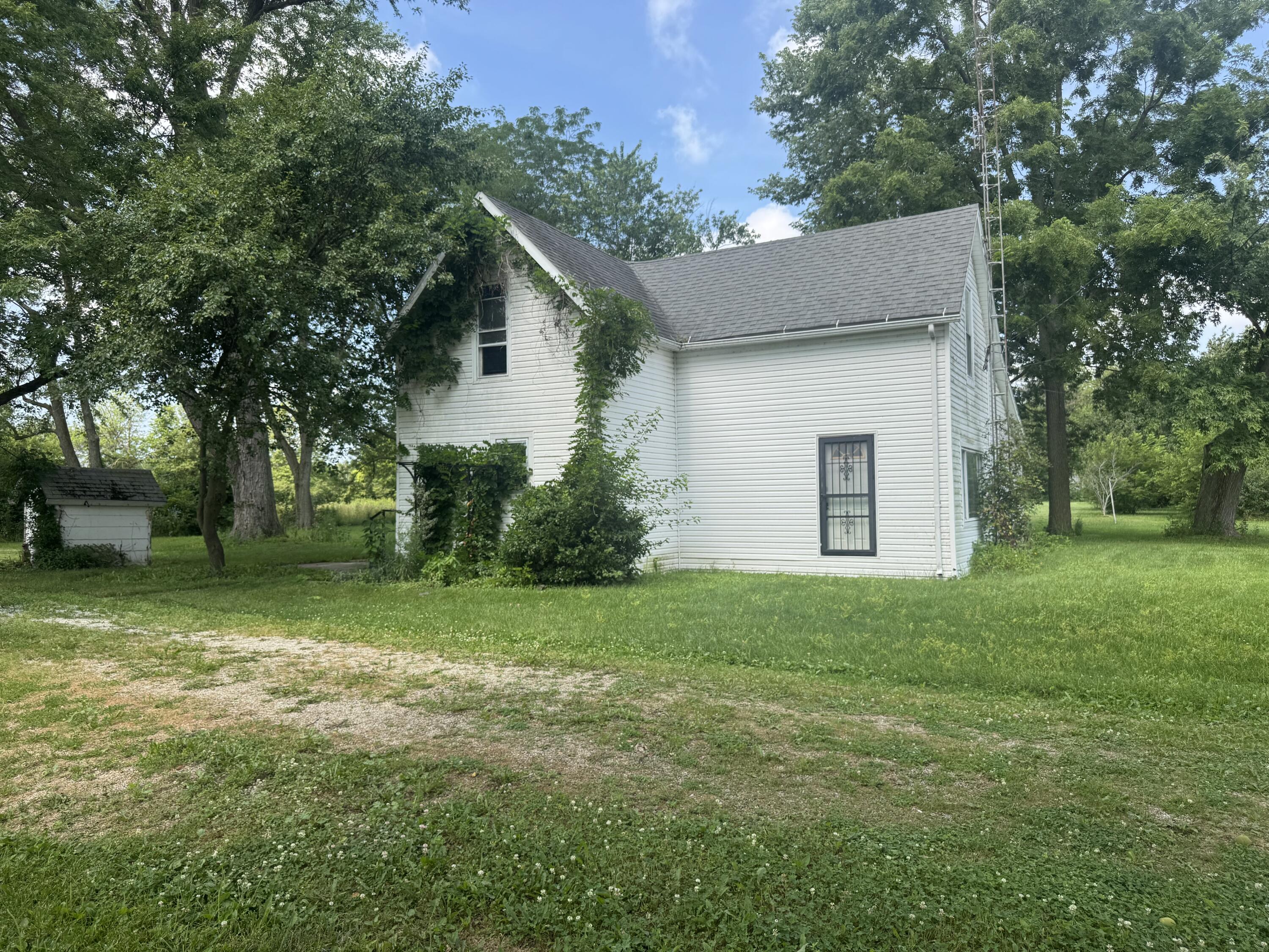 17185 Schillinger Road St. Marys, OH 45885 - Photo 1 of 11 IMG_2727