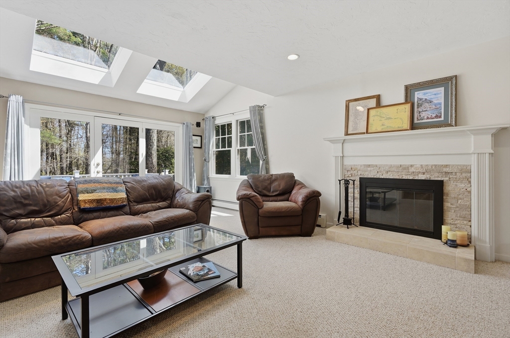 113 Madison Road Northborough, MA 01532 - Photo 8 of 42