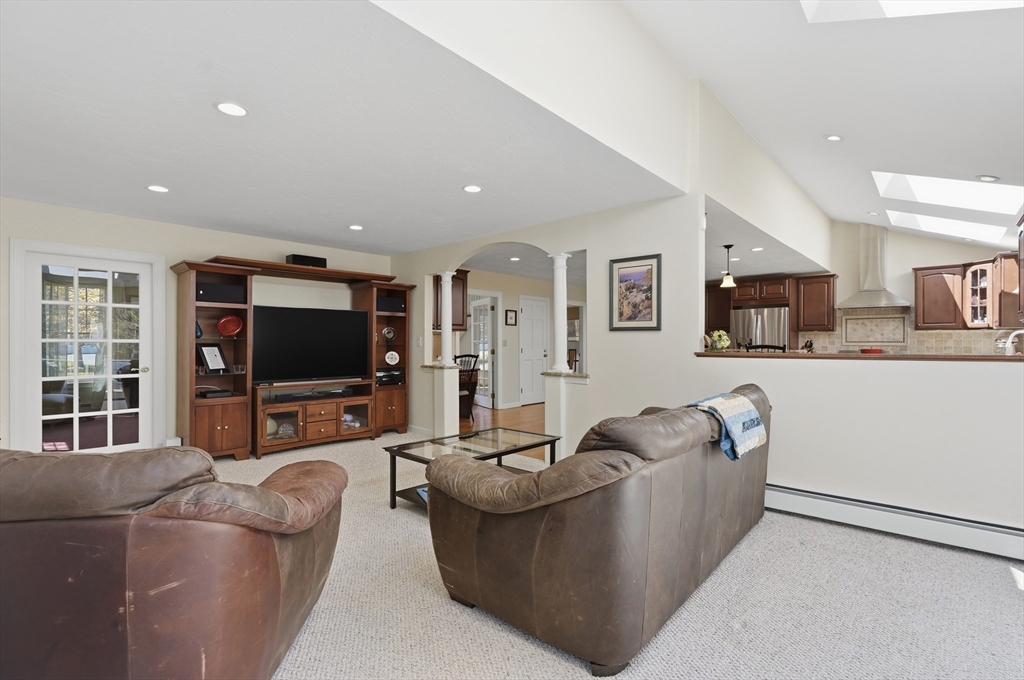 113 Madison Road Northborough, MA 01532 - Photo 9 of 42