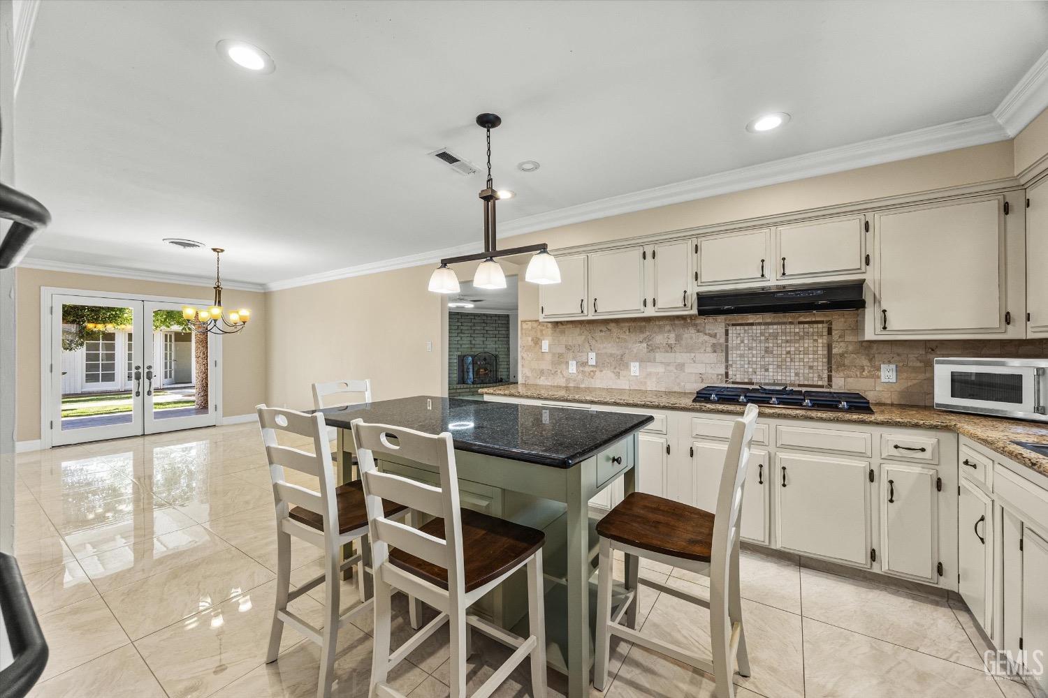 Undisclosed Address Bakersfield, CA 93308 - Photo 18 of 42