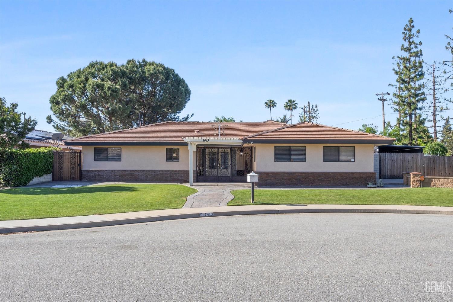 Undisclosed Address Bakersfield, CA 93308 - Photo 3 of 42